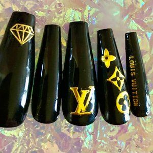 Press-on nails